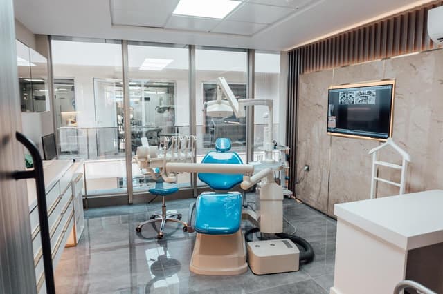 Modern BrightSmile dental clinic